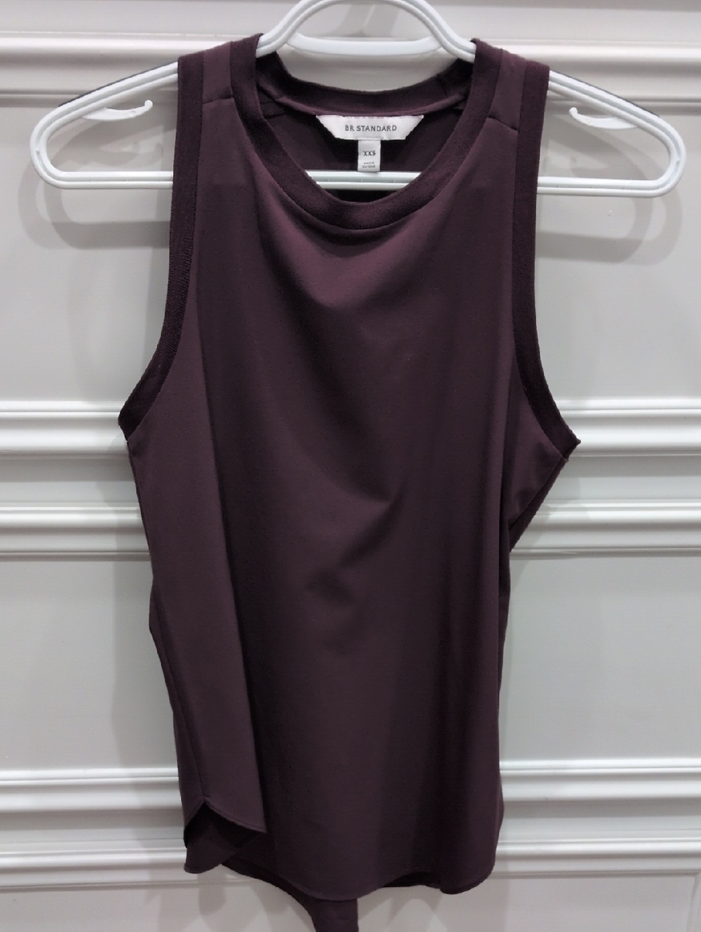 Women's Banana Republic Sleeveless Tank Top - Plum